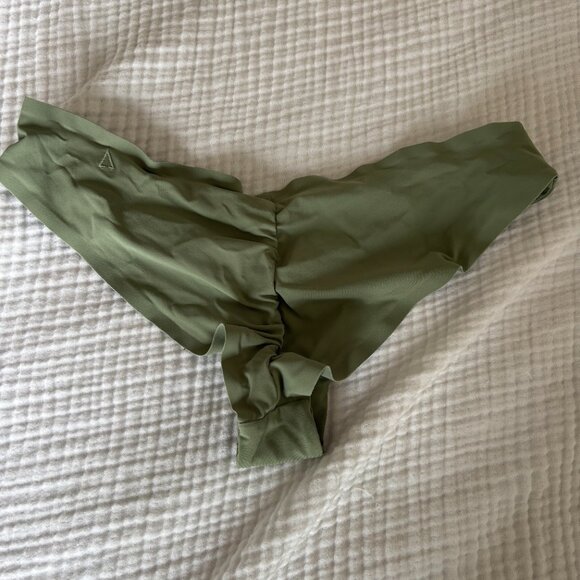 Boys and Arrows bikini bottom - Picture 2 of 3